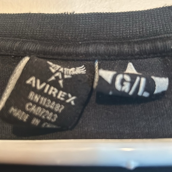 Avirex Black and Green New York City Men's T-Shirt - Picture 4 of 10